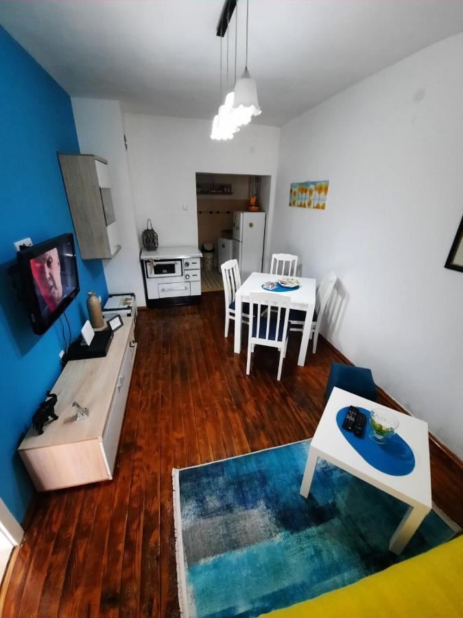 Apartments Mila 采蒂涅 外观 照片